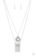 Load image into Gallery viewer, Sunburst Rustica - White