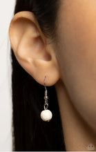 Load image into Gallery viewer, Sunburst Rustica - White