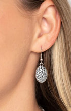 Load image into Gallery viewer, Badlands Border - Black