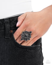 Load image into Gallery viewer, Developed Diamond - Black