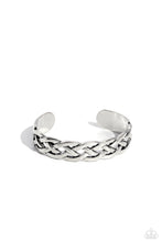Load image into Gallery viewer, Celtic Cuff - Silver
