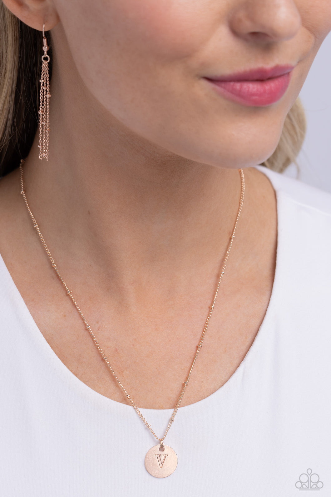 Initial Elegance - Rose Gold - V