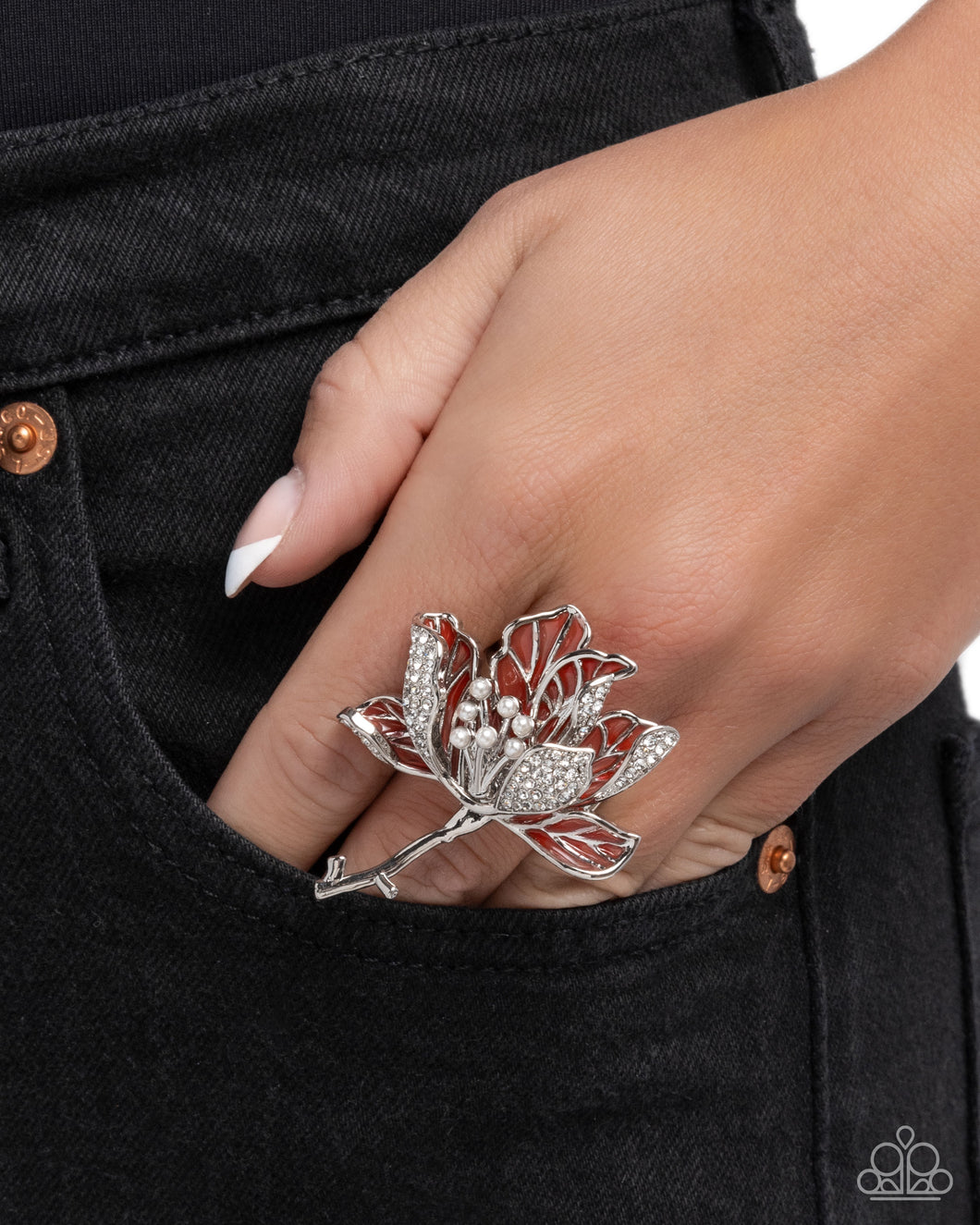 Ladylike Lotus - Red