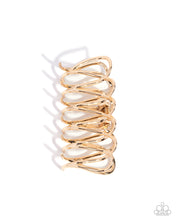 Load image into Gallery viewer, Scalloped Showstopper - Gold
