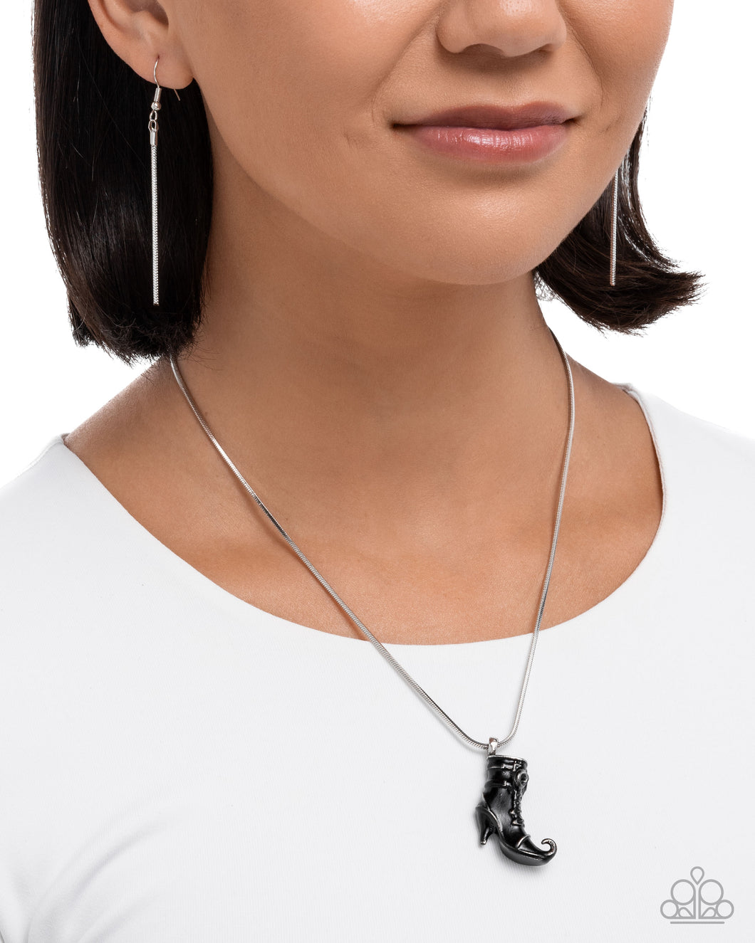 Witchs Fitting - Black
