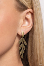 Load image into Gallery viewer, Jungle Fauna - Brass
