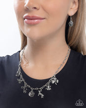 Load image into Gallery viewer, Storyteller Sheen - Silver
